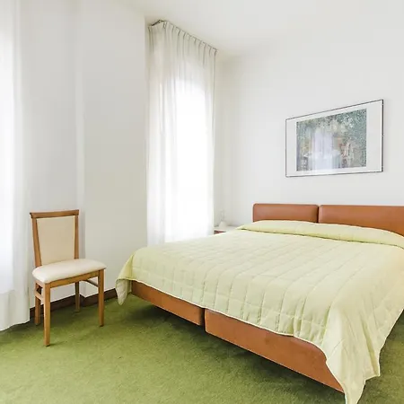 Molise 2 Hotel Mediolan