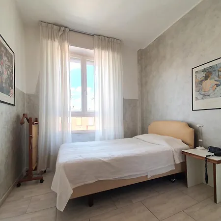 Molise 2 3* Mediolan