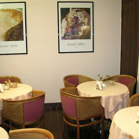 Hotel Molise 2 Milán