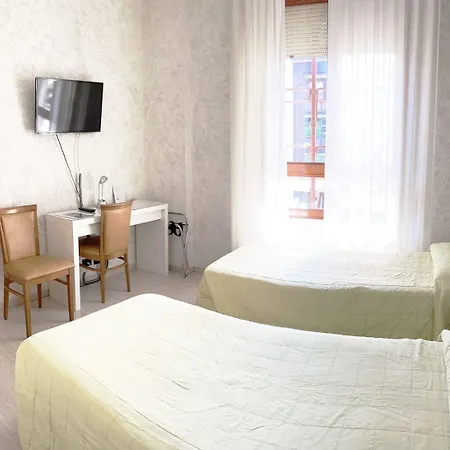 Molise 2 Hotel Milán