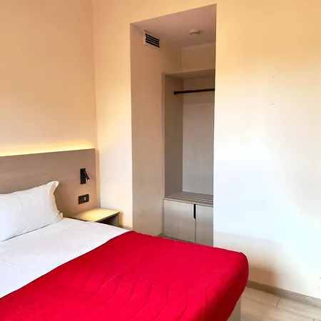 Molise 2 Hotel Mediolan