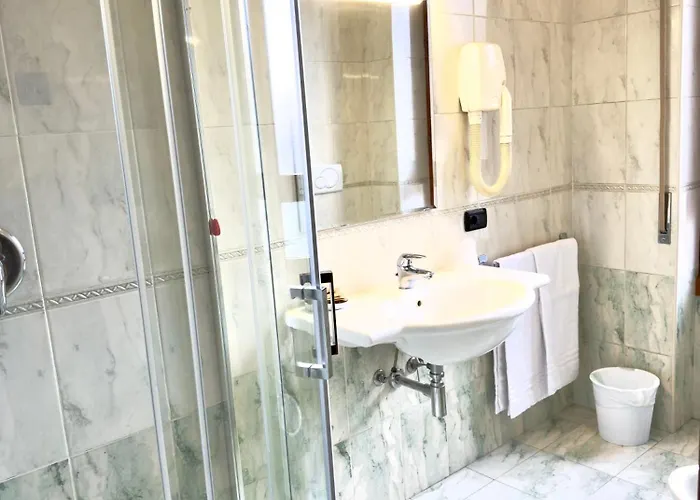 莫里斯酒店 3* 米兰